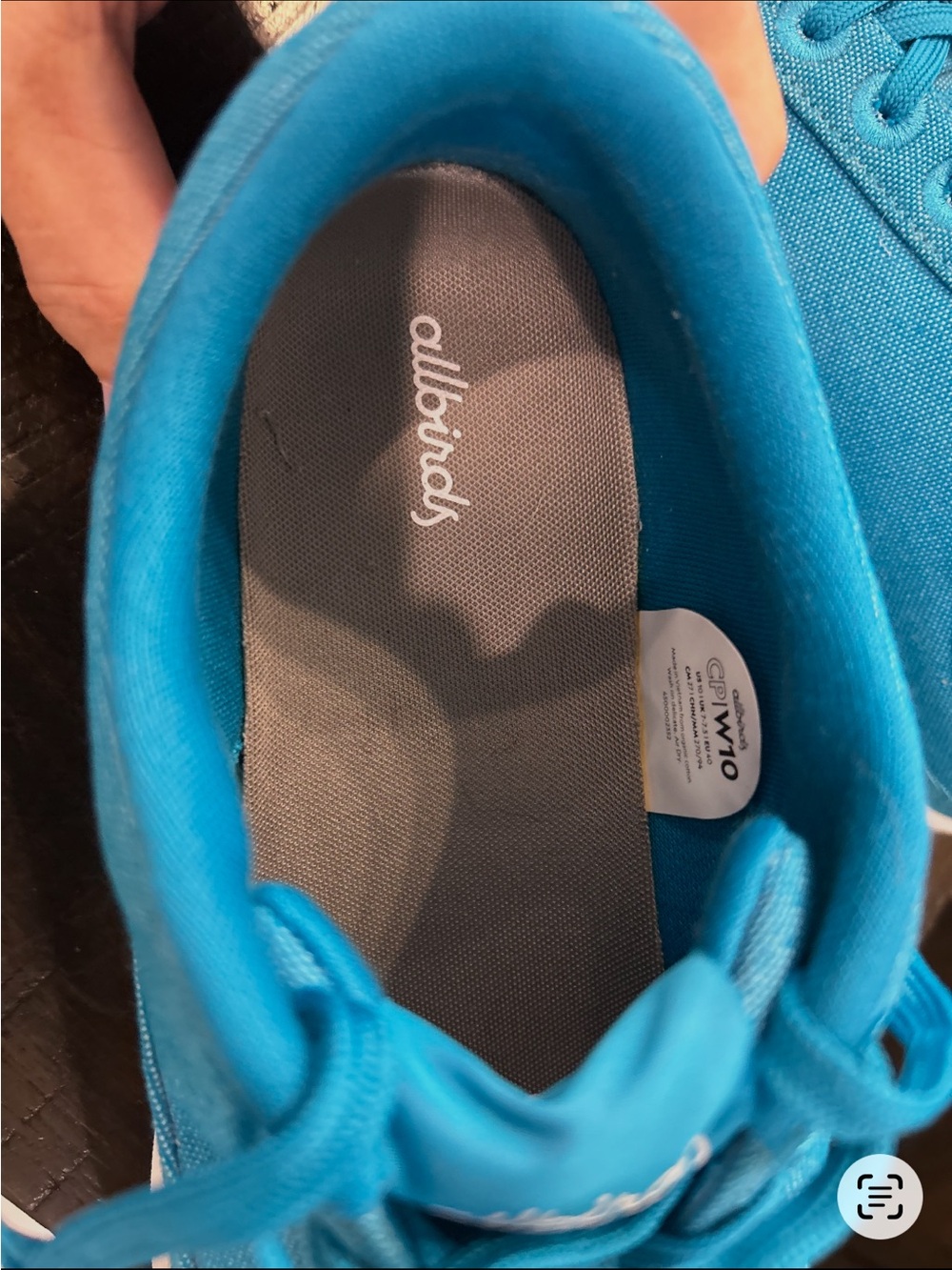 Allbirds women’s Vibrant Blue Sneakers - Picture 10 of 13